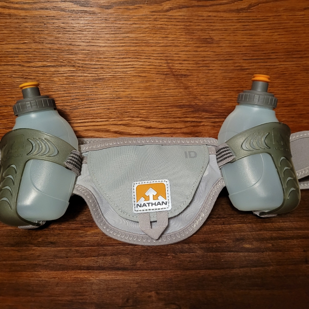 Nathan running hydration belt with ID pocket. New without tags.